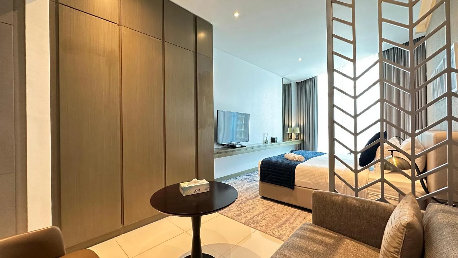 Apartment Business Bay Modern Studio With A Canal View At Damac Maison Prive 1616 Dubai United Arab Emirates